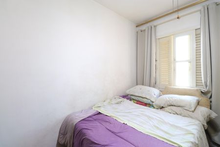 Casa à venda com 300m², 6 quartos e 2 vagasQuarto 3