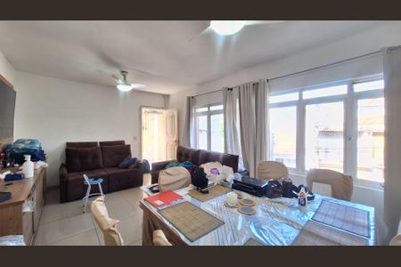 Casa à venda com 300m², 6 quartos e 2 vagasSala 2