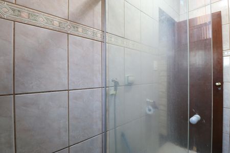 Casa à venda com 300m², 6 quartos e 2 vagasBanheiro da Suíte 3