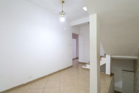 Casa à venda com 300m², 6 quartos e 2 vagasDetalhe