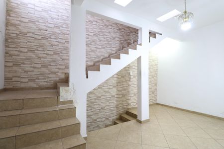 Casa à venda com 300m², 6 quartos e 2 vagasDetalhe