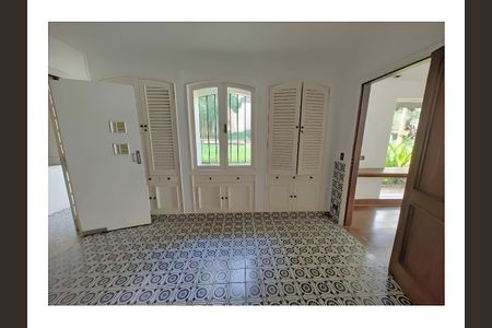 Casa para alugar com 1388m², 4 quartos e 6 vagas