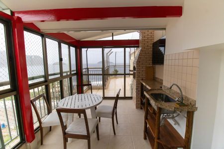 Apartamento à venda com 100m², 2 quartos e 2 vagasCobertura