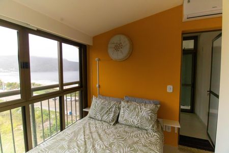 Apartamento à venda com 100m², 2 quartos e 2 vagasSuíte