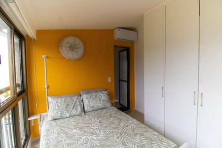 Apartamento à venda com 100m², 2 quartos e 2 vagasSuíte 