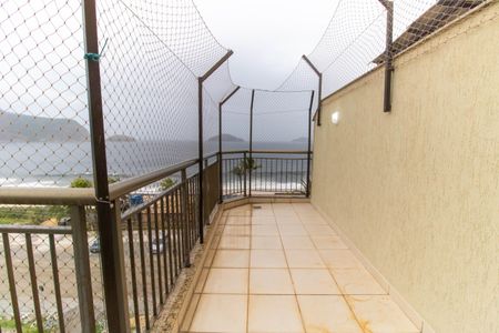 Apartamento à venda com 100m², 2 quartos e 2 vagasCobertura