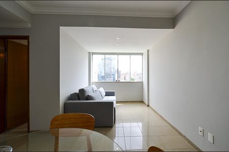 Apartamento para alugar com 66m², 3 quartos e 2 vagasSala