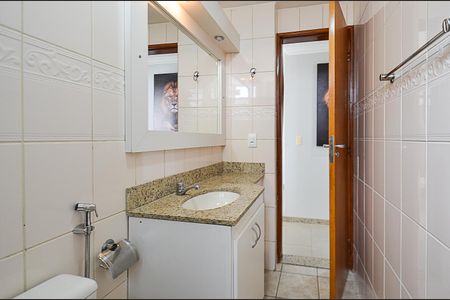 Apartamento para alugar com 66m², 3 quartos e 2 vagasBanheiro Social