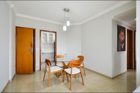 Apartamento para alugar com 66m², 3 quartos e 2 vagasSala