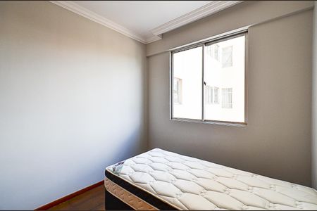 Quarto 2 de apartamento para alugar com 3 quartos, 66m² em Colégio Batista, Belo Horizonte