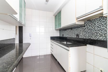 Apartamento à venda com 150m², 4 quartos e 2 vagas Apartamento à venda com 150m², 4 quartos e 2 vagasCozinha