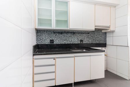 Apartamento à venda com 150m², 4 quartos e 2 vagas Apartamento à venda com 150m², 4 quartos e 2 vagasCozinha