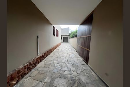 Casa para alugar com 300m², 3 quartos e 10 vagas