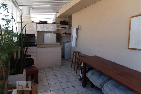Apartamento para alugar com 40m², 2 quartos e 1 vagaÁrea comum - Churrasqueira