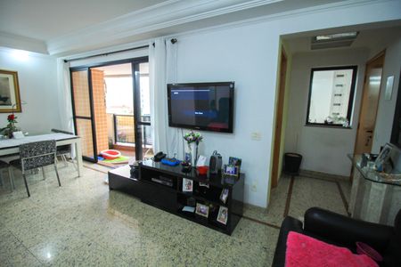 Apartamento à venda com 120m², 3 quartos e 3 vagas Apartamento à venda com 120m², 3 quartos e 3 vagasSala
