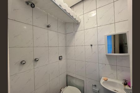 Apartamento à venda com 130m², 3 quartos e 3 vagas Apartamento à venda com 130m², 3 quartos e 3 vagasCozinha e Área de Serviço - Banheiro