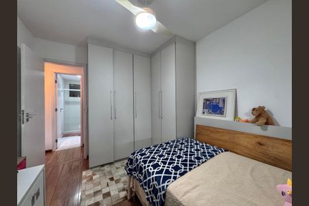 Apartamento à venda com 130m², 3 quartos e 3 vagas Apartamento à venda com 130m², 3 quartos e 3 vagasQuarto 2