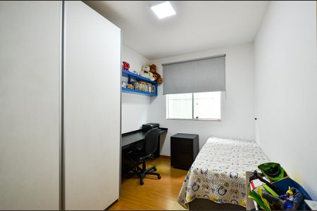 Apartamento à venda com 210m², 4 quartos e 2 vagas Apartamento à venda com 210m², 4 quartos e 2 vagasQuarto 4