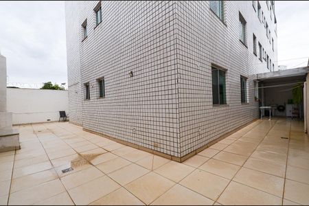 Apartamento à venda com 210m², 4 quartos e 2 vagas Apartamento à venda com 210m², 4 quartos e 2 vagasArea privativa