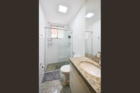 Apartamento à venda com 210m², 4 quartos e 2 vagas Apartamento à venda com 210m², 4 quartos e 2 vagasBanheiro social