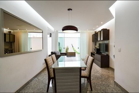 Sala de apartamento à venda com 4 quartos, 210m² em Sagrada Família, Belo Horizonte