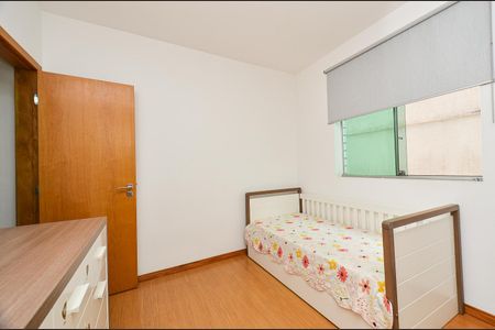 Apartamento à venda com 210m², 4 quartos e 2 vagas Apartamento à venda com 210m², 4 quartos e 2 vagasQuarto 3