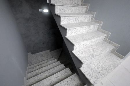 Apartamento para alugar com 24m², 1 quarto e sem vagaEscadas