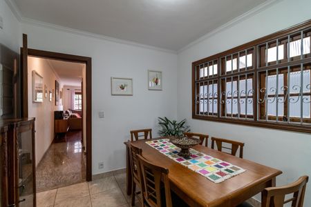 Casa à venda com 125m², 4 quartos e 4 vagasCopa