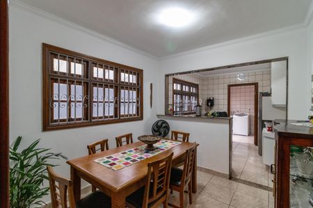Casa à venda com 125m², 4 quartos e 4 vagasCopa