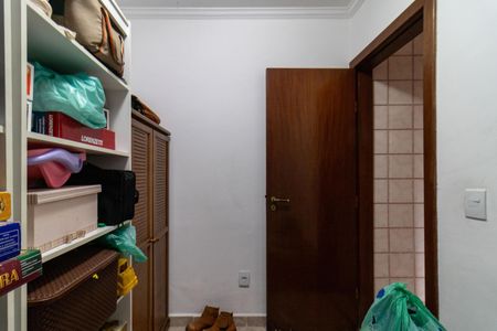 Casa à venda com 125m², 4 quartos e 4 vagasQuarto de Serviço