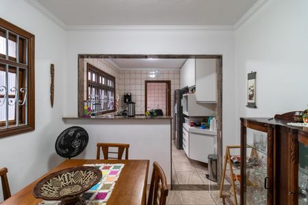 Casa à venda com 125m², 4 quartos e 4 vagasCopa