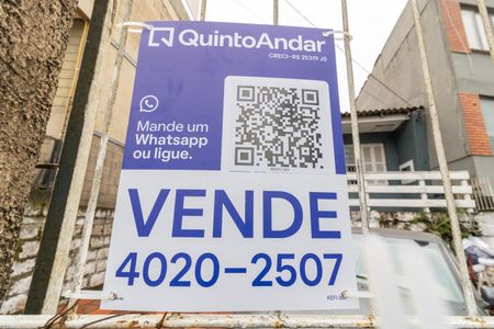 Casa à venda com 145m², 3 quartos e 2 vagasPlaquinha