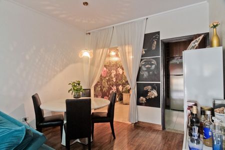 Casa para alugar com 90m², 2 quartos e sem vaga Casa para alugar com 90m², 2 quartos e sem vagaSala