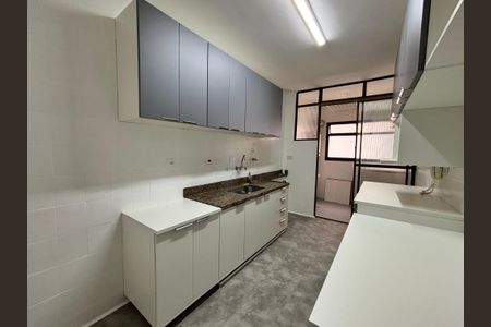 Apartamento para alugar com 79m², 2 quartos e 2 vagasCozinha