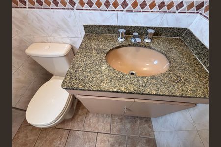 Apartamento para alugar com 79m², 2 quartos e 2 vagasBanheiro Social