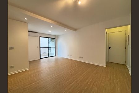 Sala de apartamento para alugar com 2 quartos, 79m² em Moema, São Paulo