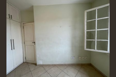 Casa à venda com 173m², 5 quartos e 4 vagas Casa à venda com 173m², 5 quartos e 4 vagasQuarto 1