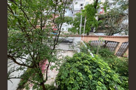 Casa à venda com 173m², 5 quartos e 4 vagas Casa à venda com 173m², 5 quartos e 4 vagasQuarto 3