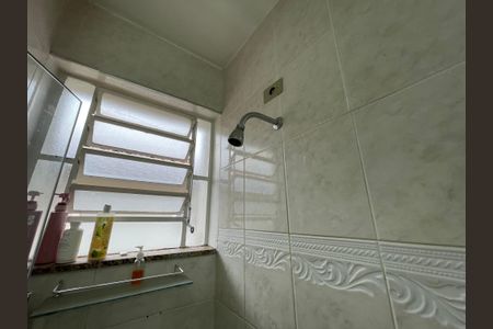 Casa à venda com 173m², 5 quartos e 4 vagas Casa à venda com 173m², 5 quartos e 4 vagasBanheiro 2