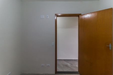 Quarto 2 de apartamento para alugar com 3 quartos, 67m² em Vila Aurea, Poá
