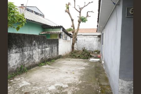 Casa à venda com 70m², 2 quartos e 4 vagas Casa à venda com 70m², 2 quartos e 4 vagasQuintal