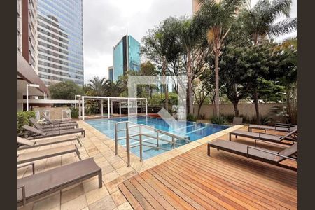 Apartamento para alugar com 80m², 2 quartos e 1 vaga Apartamento para alugar com 80m², 2 quartos e 1 vagaPiscina