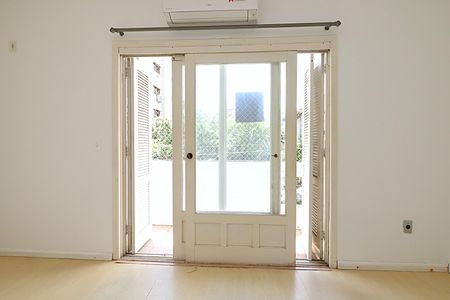 Apartamento para alugar com 298m², 3 quartos e 2 vagasPorta Janela da Suíte