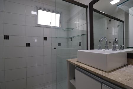 Apartamento para alugar com 135m², 4 quartos e 2 vagasBanheiro 2