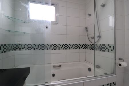 Apartamento para alugar com 135m², 4 quartos e 2 vagasBanheiro da Suíte