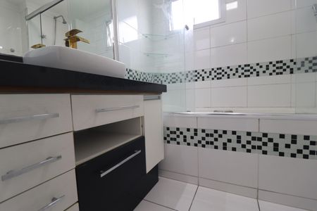Apartamento para alugar com 135m², 4 quartos e 2 vagasBanheiro da Suíte