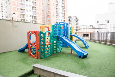 Apartamento à venda com 60m², 2 quartos e 1 vaga Apartamento à venda com 60m², 2 quartos e 1 vagaPlayground