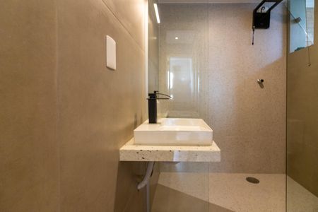 Apartamento à venda com 68m², 2 quartos e sem vaga Apartamento à venda com 68m², 2 quartos e sem vagaBanheiro