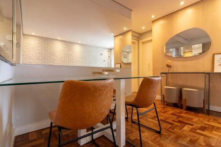 Apartamento à venda com 68m², 2 quartos e sem vaga Apartamento à venda com 68m², 2 quartos e sem vagaSala de Jantar