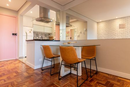 Apartamento à venda com 68m², 2 quartos e sem vaga Apartamento à venda com 68m², 2 quartos e sem vagaSala de Jantar